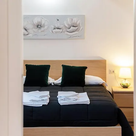 I Giardini Di Melzi Apartamento *